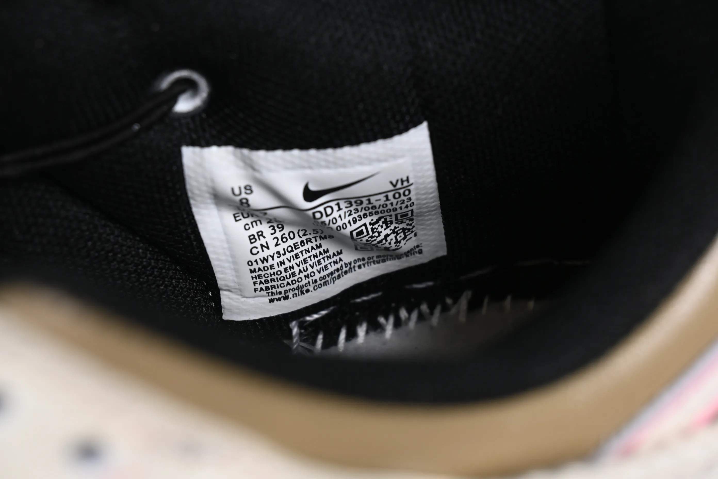 All Categories Nk SB Dunk Series Nk SB Dunk Low Low-top Sneakers Customized Big Box Nk Dunk Low Panda Prank Street Dance Theme-Pink Jumping SB Strappy Low-top Casual Sneakers DD1391-100